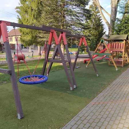 Mymara, Beťo * Bešeňová