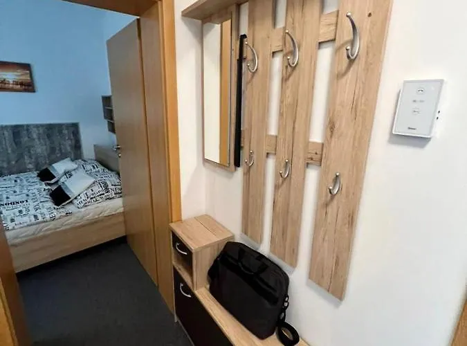 Mymara, Beto Appartement Bešeňová